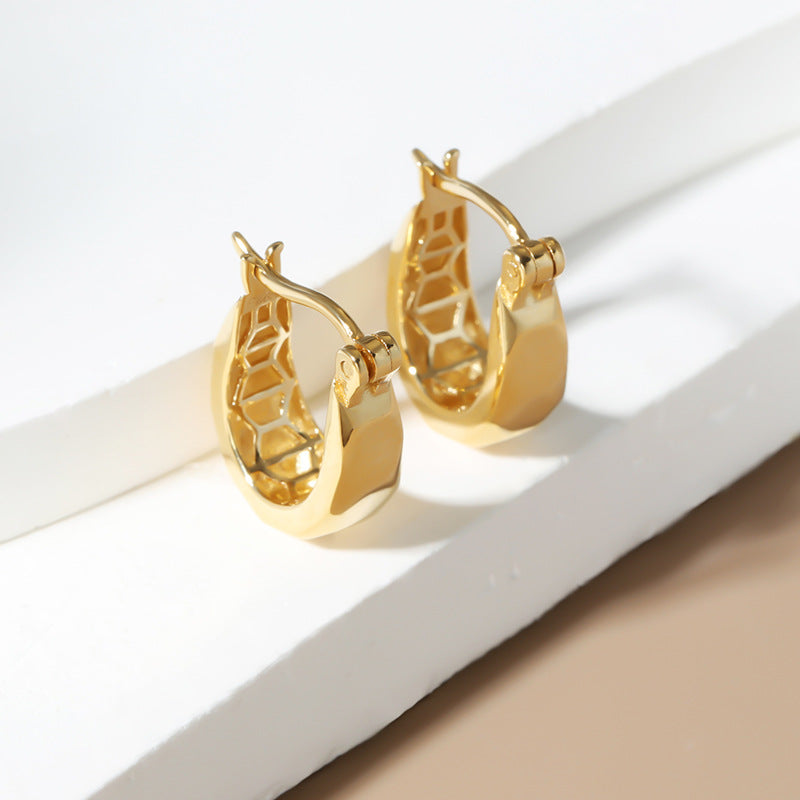 Niche minimalist fashion cut U-shaped earrings