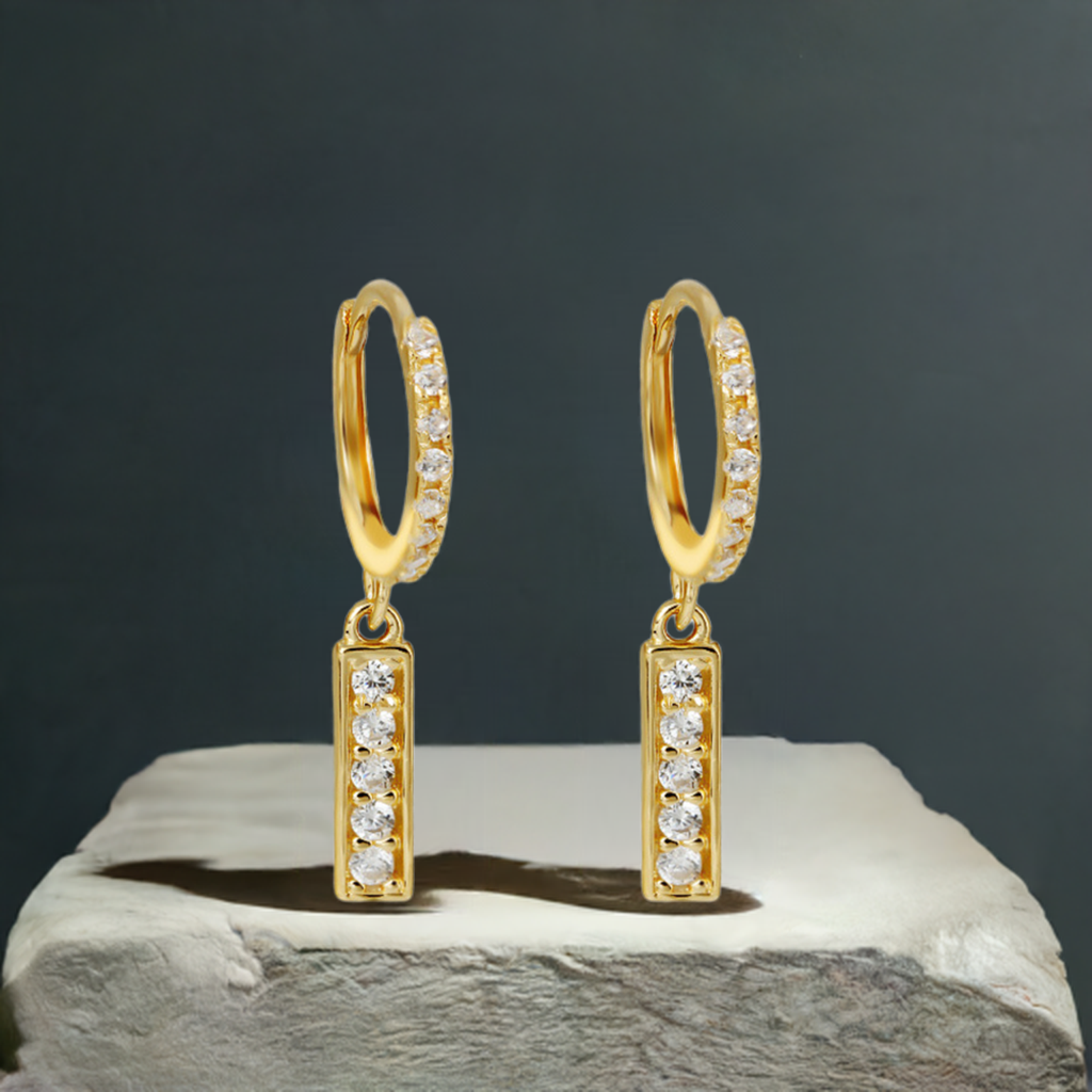 Women's niche fashion inlaid zircon earrings